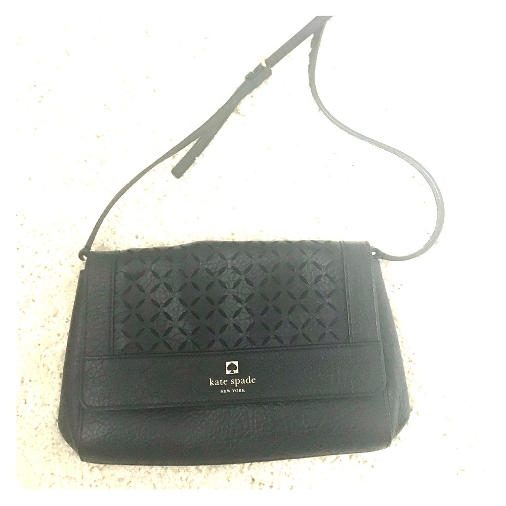 Black Kate Spade Cross body—-like new!